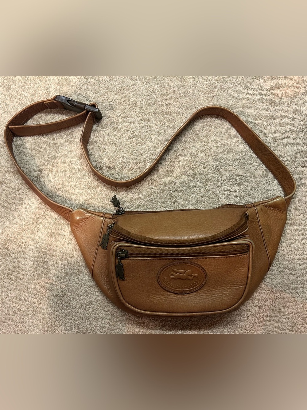 VINTAGE AMERICAN ANGEL Tan Leather Fanny Pack Waist Belt Bag 90s